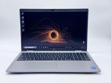 Фото Dell Latitude 5520	15.6ʼ FHD IPS +TOUCH	I5-1145G7	16GB	512 GB	Intel Iris xe G0V0GG3,