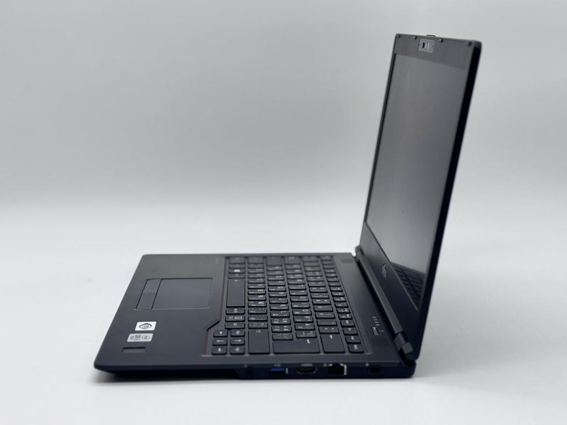 Фото Ноутбук Fujitsu Lifebook U7410 14" FHD IPS (1920*1080) Intel&reg;Core i5-10210U (1,6 GHz up to 4,2 GHz) 4 ядра 8 потоків DDR4 8 GB SSD 256 GB Intel&reg; UHD Graphics for 10th Gen (Вживаний) DSFF024851-03,