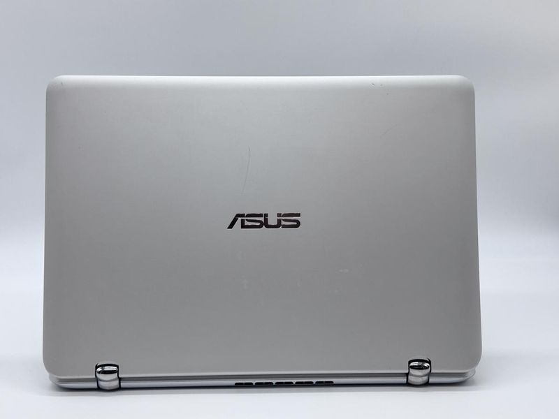 Фото Ноутбук - трансформер ASUS Q304UAK 2-in-1 13.3" Сенсорний FHD IPS (1920*1080) Intel&reg;Core i5-7200U (2,5 GHz up to 3,1 GHz) 4 потоки DDR4 8 GB HDD 128 GB Intel&reg; HD Graphics 620 ( Вживаний ) GBNOCX12K447459,