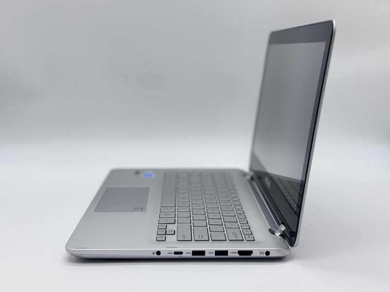 Фото Ноутбук - трансформер ASUS Q304UAK 2-in-1 13.3" Сенсорний FHD IPS (1920*1080) Intel&reg;Core i5-7200U (2,5 GHz up to 3,1 GHz) 4 потоки DDR4 8 GB HDD 128 GB Intel&reg; HD Graphics 620 ( Вживаний ) GBNOCX12K447459,
