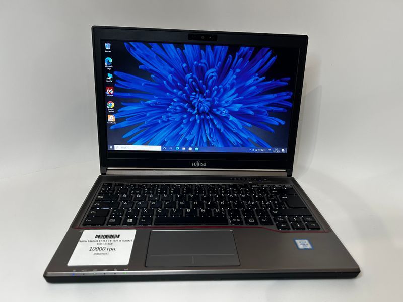 Фото Ноутбук Fujitsu Lifebook E736 13,3" HD TN (1366*768) Intel&reg;Core i5-6200U (2,3 GHz up to 2,8 GHz) 2 ядра 4 потоки DDR4 8 GB SSD 128 GB Intel&reg;HD Graphics 520 (Вживаний) DSEQ021053,