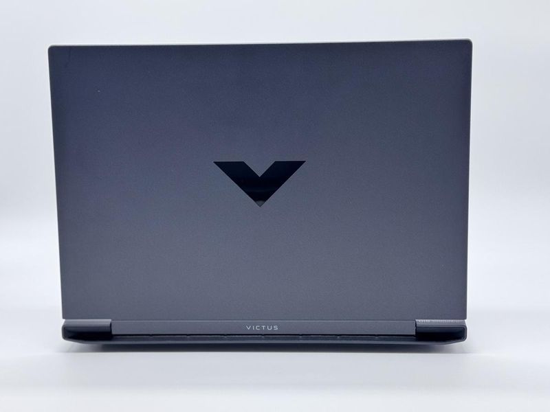 Фото Ноутбук HP Victus 15-FB2063DX 15.6 FHD IPS (1920*1080) 144Hz AMD Ryzen 5 7535HS (3,3 GHz up to 4,5 GHz) 6 ядер 12 потоків DDR4 8 GB SSD 128 GB AMD Radeon RX 6550M 4 Gb ( Вживаний ) 5CD44860C1,