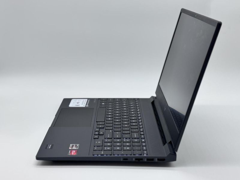 Фото Ноутбук HP Victus 15-FB2063DX 15.6 FHD IPS (1920*1080) 144Hz AMD Ryzen 5 7535HS (3,3 GHz up to 4,5 GHz) 6 ядер 12 потоків DDR4 8 GB SSD 128 GB AMD Radeon RX 6550M 4 Gb ( Вживаний ) 5CD44860C1,