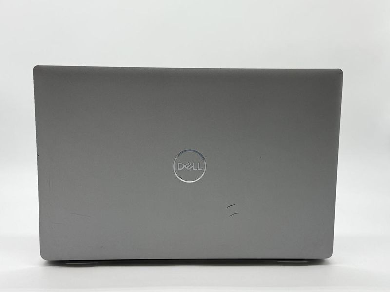 Фото Ноутбук Dell Latitude 5520 15.6 FHD IPS (1920*1080) Intel&reg; Core i5-1135G7 (2,4 GHz up to 4,2 GHz) 4 ядра 8 потоків DDR4 16 GB SSD 256 GB Intel&reg; Iris&reg; Xe Graphics ( Вживаний ) 39VBTG3-1,