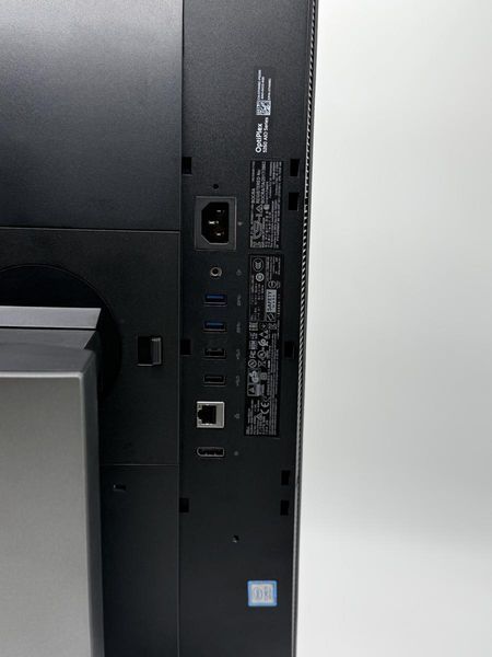Фото Моноблок DEll Optiplex 5260 21,5" FHD IPS (1920*1080) Intel&reg;Core i5-8500 (3,0 GHz up to 4,1 GHz) 6 ядер 6 потоків DDR4 8 GB SSD 256 GB Intel&reg; UHD Graphics 630 (Вживаний) 2KYNDV2,