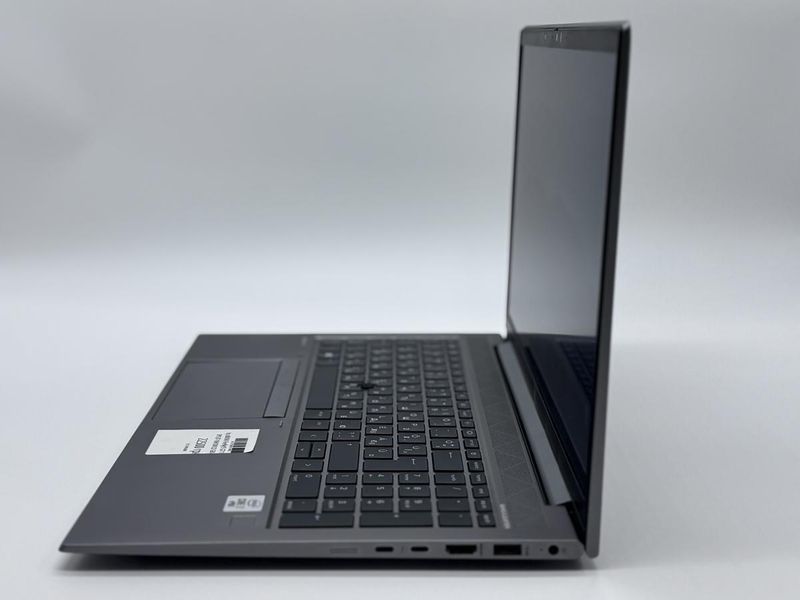 Фото Ноутбук HP ZBook Firefly 15 G7 15.6 FHD IPS (1920*1080) Intel&reg;Core i7-10610U (1,8 GHz up to 4,9 GHz) 4 ядра 8 потоків DDR4 16 GB SSD 128 GB NVIDIA Quadro P520 4 GB ( Вживаний ) 5CG1095HZN,