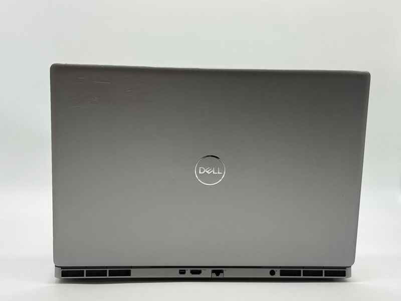 Фото Ноутбук Dell Precision 7750 17.3" FHD IPS (1920*1080) Intel&reg; Core i7-10850H (2,7 GHz up to 5,1 GHz) 6 ядер 12 потоків DDR4 32 GB SSD 512 GB Intel&reg; UHD Graphics + NVIDIA Quadro RTX 3000 6 GB (Вживаний) JNDJWD3,