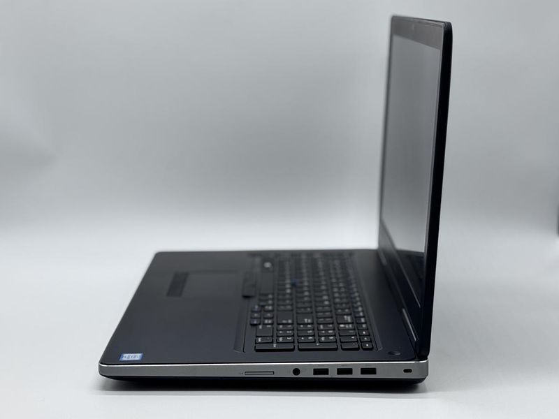 Фото Ноутбук Dell Precision 7710 17,3" FHD IPS (1920*1080) Intel&reg; Core&trade; i7-6820HQ (2,7 GHz up to 3,6 GHz) 4 ядра 8 потоків DDR4 16 GB SSD 128 GB	Intel HD Graphics 530 + Nvidia Quadro M3000M 4GB (Вживаний) C8NS5H2,