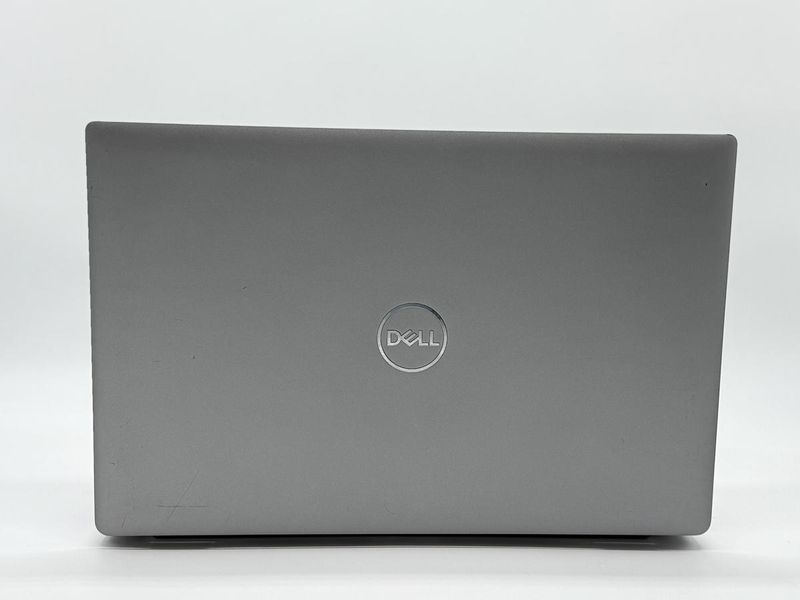 Фото Ноутбук Dell Latitude 5520 15.6 FHD IPS (1920*1080) Intel&reg; Core i5-1135G7 (2,4 GHz up to 4,2 GHz) 4 ядра 8 потоків DDR4 16 GB SSD 256 GB Intel&reg; Iris&reg; Xe Graphics ( Вживаний ) 19ZJQ93-1,