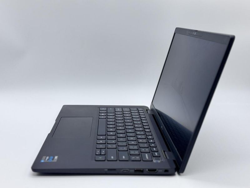 Фото Ноутбук Dell Latitude 7420 14" FHD IPS (1920*1080) Intel&reg;Core i5-1135G7 (2,4 GHz up to 4,2 GHz) 4 ядра 8 потоків DDR4 8 GB SSD 128 GB Intel&reg; Iris&reg; Xe Graphics ( Вживаний ) 2kdso452,