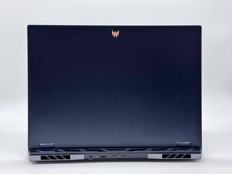 Фото Ноутбук Acer Predator Helios 18 18" 2K IPS (2560*1600) 250 Hz Intel&reg;Core i9-13900HX (3,9 GHz up to 5,4 GHz) 24 ядра 32 потоки DDR5 32 GB SSD 1 TB NVIDIA GeForce RTX 4080 12 GB ( Новий ) NHQN6AA00132310C547600-21,