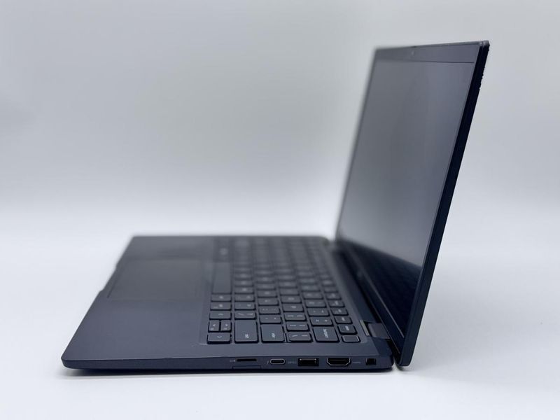 Фото Ноутбук Dell Latitude 7420 14" FHD IPS (1920*1080) Intel&reg;Core i5-1135G7 (2,4 GHz up to 4,2 GHz) 4 ядра 8 потоків DDR4 8 GB SSD 240 GB Intel&reg; Iris&reg; Xe Graphics (Вживаний) 8V76XD3-1,