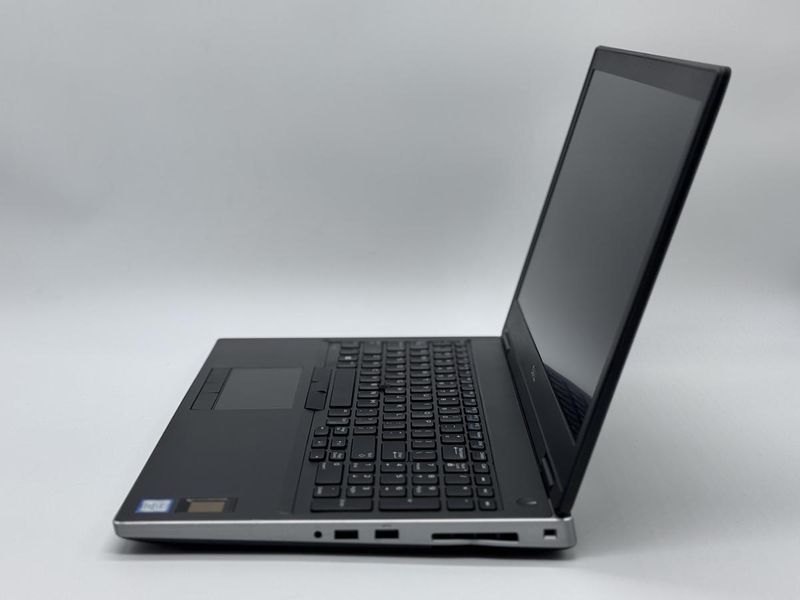 Фото Ноутбук Dell Precision 7540 15.6 FHD IPS (1920*1080) Intel&reg;Core i5-9400H (2,5 GHz up to 4,3 GHz) 4 ядра 8 потоків DDR5 16 GB SSD 256 GB Nvidia Quadro T2000 4 GB ( Вживаний ) 4NH1N33-03,