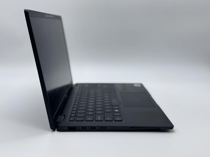 Фото Ноутбук Dell Latitude 7410 14" FHD IPS (1920*1080) Intel&reg;Core i5-10310U (1,7 GHz up to 4,4 GHz) 4 ядра 8 потоків DDR4 16GB SSD 256GB Intel&reg; UHD Graphics ( Вживаний ) 2BXZ493,