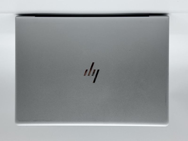 Фото Ноутбук HP EliteBook 840 G5 14" FHD IPS (1920*1080) Intel&reg;Core i5-8350U (1,7 GHz up to 3,6 GHz) 4 ядра 8 потоків DDR4 8 GB SSD 128 GB Intel&reg; UHD Graphics 620 (Вживаний) 5CG9047NK2,