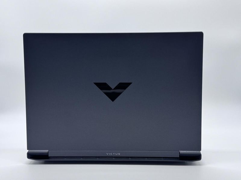 Фото Ноутбук Victus HP15-fb2082wm 15.6 FHD IPS (1920*1080) 144 Hz AMD Ryzen 5 8645HS (4,3 GHz up to 5,0 GHz) 6 ядер 12 потоків DDR4 16 GB SSD 128 GB NVIDIA GeForce RTX 4050 6 Gb ( Вживаний ) 5CD429CSJ,