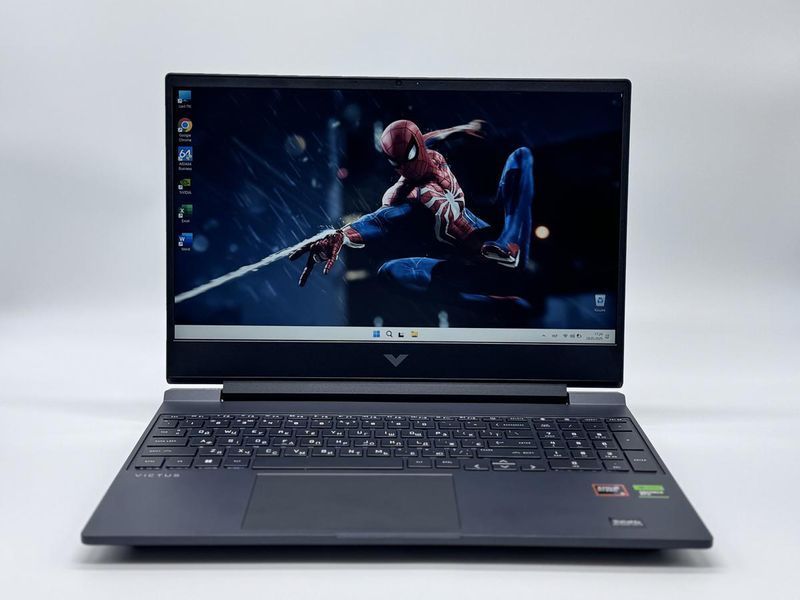 Фото Ноутбук Victus HP15-fb2082wm 15.6 FHD IPS (1920*1080) 144 Hz AMD Ryzen 5 8645HS (4,3 GHz up to 5,0 GHz) 6 ядер 12 потоків DDR4 16 GB SSD 128 GB NVIDIA GeForce RTX 4050 6 Gb ( Вживаний ) 5CD429CSJ,