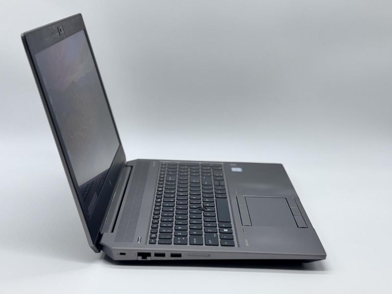 Фото Ноутбук HP ZBook 15 G6 15.6 FHD IPS (1920*1080) Intel&reg;Core i7-9850H (2,6 GHz up to 4,6 GHz) 6 ядер 12 потоків DDR4 16 GB SSD 128 GB Nvidia Quadro T1000 4GB ( Вживаний ) 2TK0350QFJ,