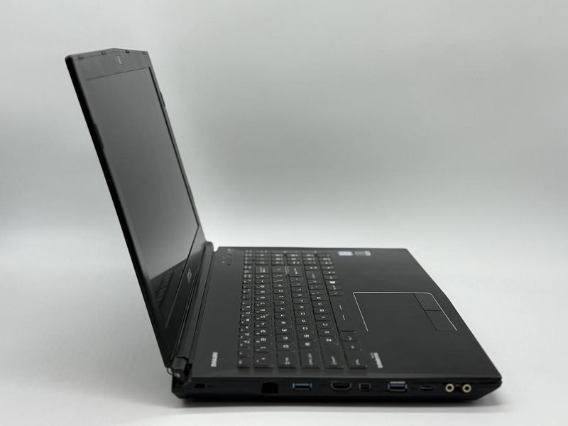 Фото Ноутбук MSI -16J5 15,6" FHD IPS (1920*1080) Intel&reg;Core i7-7700HQ (2,8 GHz up to 3,8 GHz) 4 ядра 8 потоків DDR4 32 GB SSD 256 GB Intel&reg;HD Graphics 630 + Nvidia Quadro M2200 4GB (Вживаний) K1712N0023090-28,