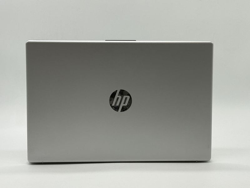 Фото Ноутбук HP 15-fc0xxx 15,6" FHD IPS (1920*1080) AMD Ryzen 7 7730U (2,0 GHz up to 4,5 GHz) 8 ядер 16 потоків DDR4 16 GB SSD 512 GB AMD Radeon Graphics ( Вживаний ) 1H85143L59\1H85143KZP,