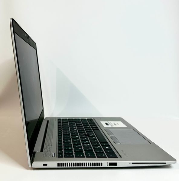 Фото Ноутбук HP EliteBook 745 G6 14" FHD IPS (1920*1080) AMD Ryzen 3 3300U (2,1 GHz up to 3,5 GHz) 4 ядра 4 потоки DDR4 8 GB SSD 256 GB AMD Radeon RX Vega 6 (вживаний) 5CG01959RB-03,